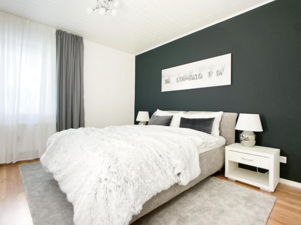 M-Style 01 Apartment Mit Terrasse Und Gasgrill, 24H Self-Check-In, Free Parking, Netflix Nuremberg Exterior photo